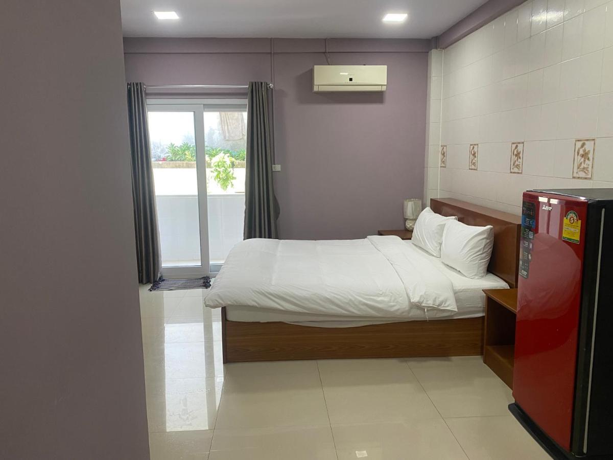 Hug Me Guesthouse 파타야 외부 사진
